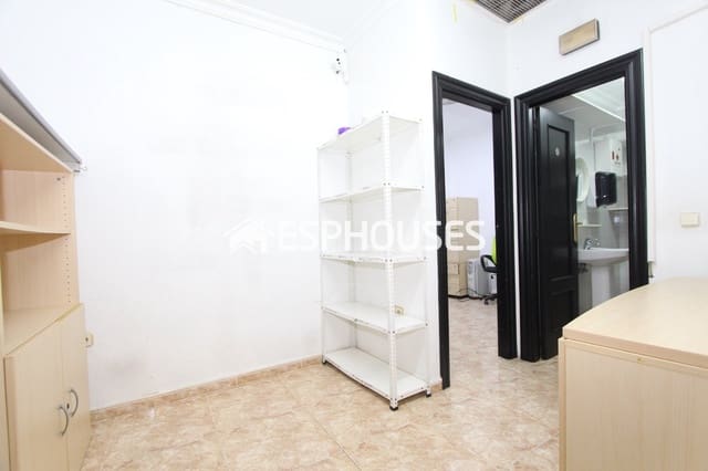 Kommersiell til salgs i Zona Pueblo, Guardamar del Segura - € 222 200 (Ref: 8659212)