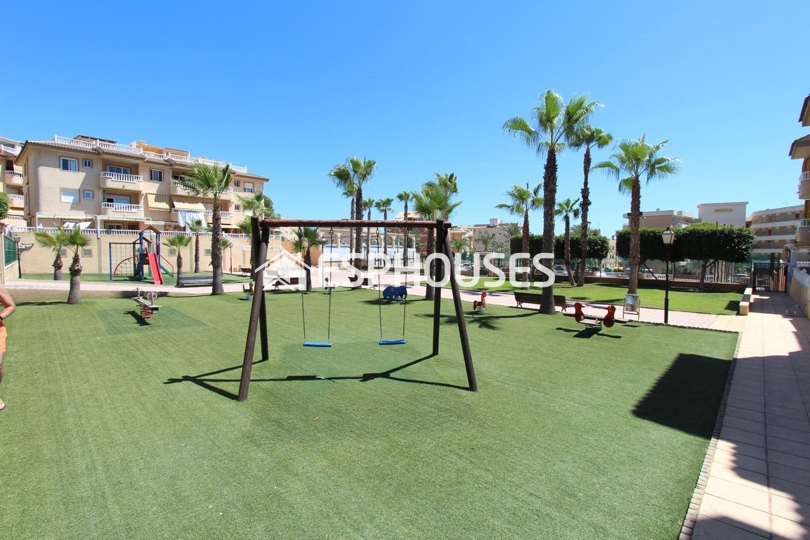 2 chambre Appartement à vendre à Guardamar del Segura avec piscine garage - 212 000 € (Ref: 8672213)