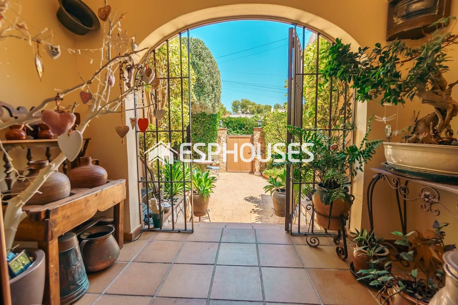 5 soveværelse Villa til salg i La Nucia med swimmingpool garage - € 899.000 (Ref: 8682587)