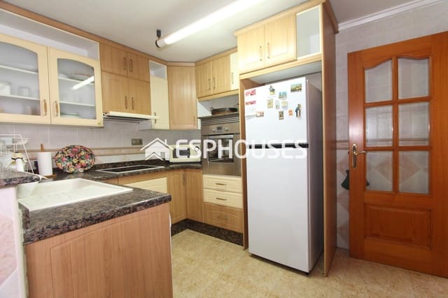 4 soveværelse Bungalow til salg i Zona Pueblo, Guardamar del Segura med garage - € 370.000 (Ref: 8687828)