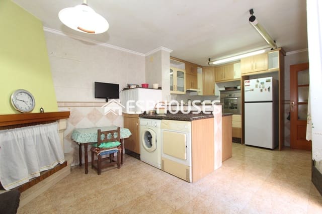 4 chambre Villa/Maison Semi-Mitoyenne à vendre à Zona Pueblo, Guardamar del Segura - 370 000 € (Ref: 8687828)