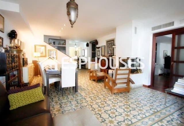 4 bedroom Bungalow for sale in Altea with pool garage - € 1,600,000 (Ref: 8702814)