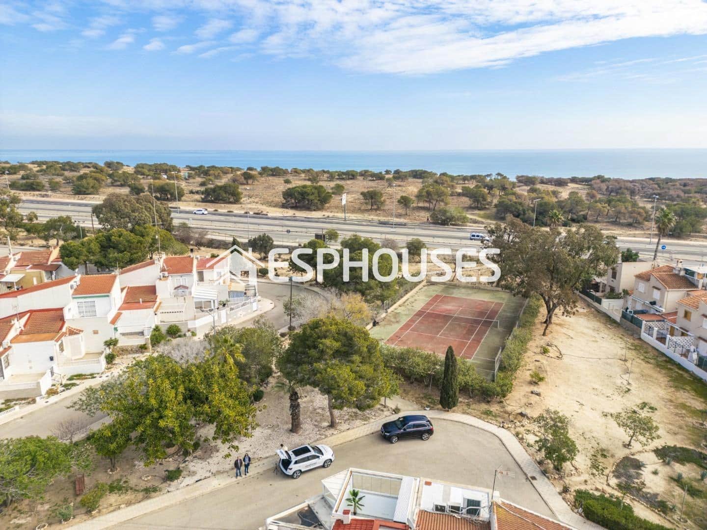 2 soveværelse Bungalow til salg i Guardamar del Segura med swimmingpool - € 215.000 (Ref: 8760115)