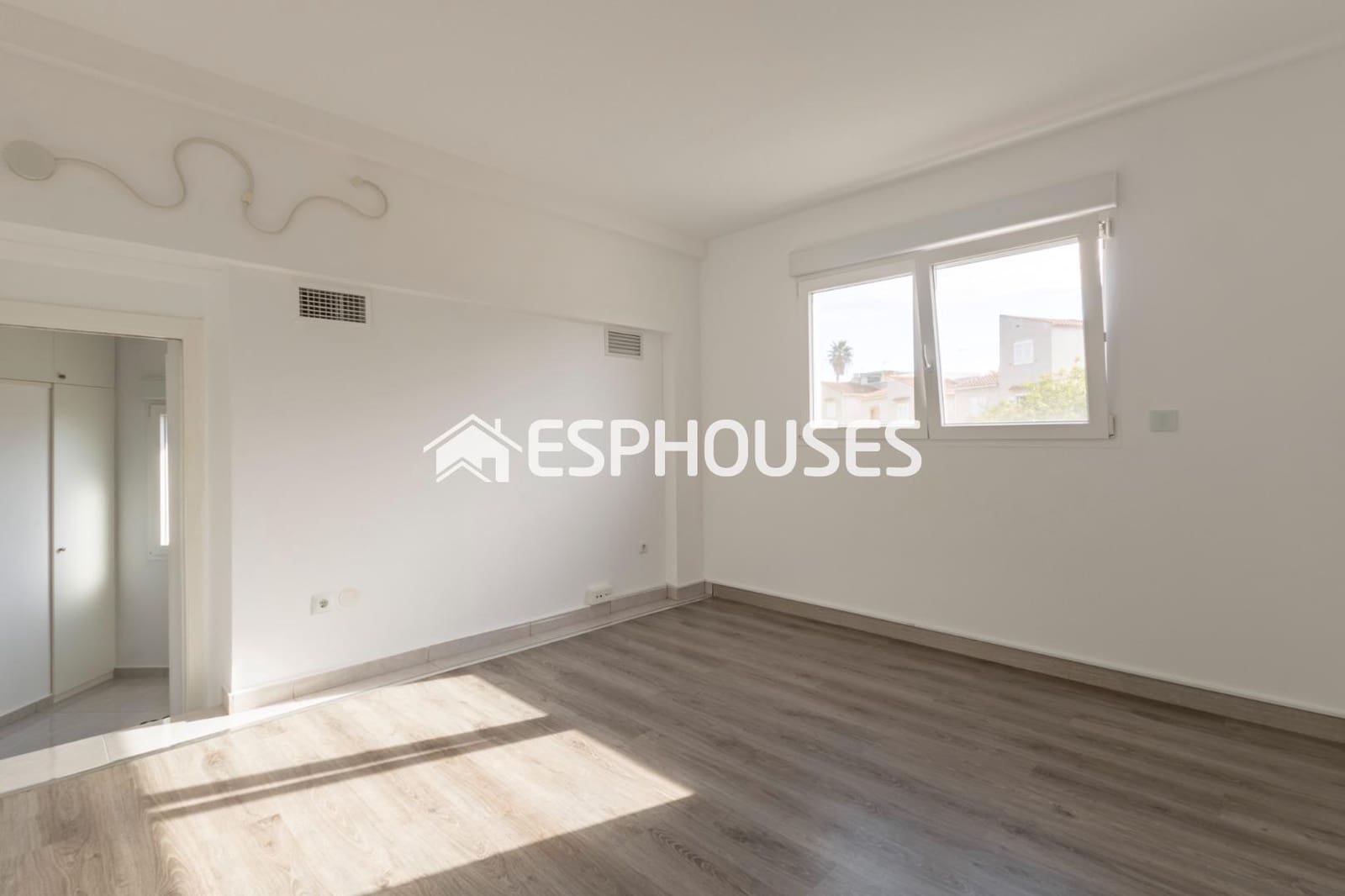 2 soveværelse Bungalow til salg i Guardamar del Segura med swimmingpool - € 215.000 (Ref: 8760115)