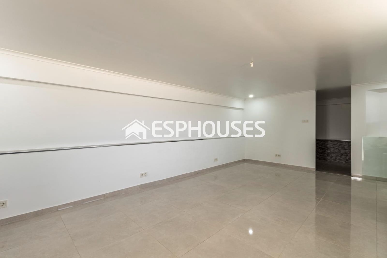 2 soveværelse Bungalow til salg i Guardamar del Segura med swimmingpool - € 215.000 (Ref: 8760115)