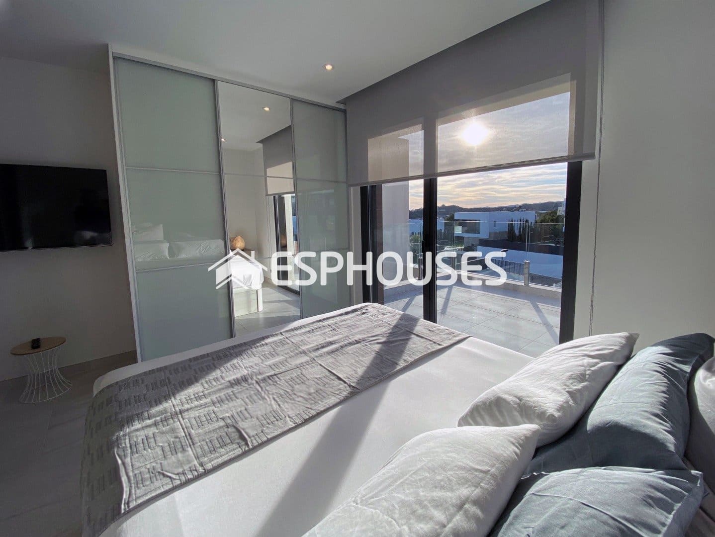 3 bedroom Townhouse for sale in Finestrat with pool garage - € 699,000 (Ref: 8760118)