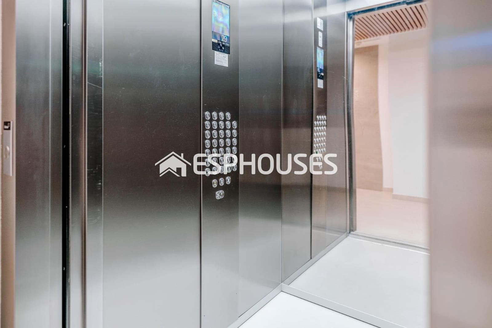 2 sovrum Lägenhet till salu i Benidorm med pool garage - 1 650 000 € (Ref: 8760121)