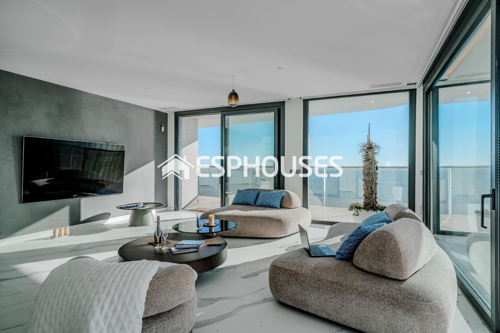 2 sovrum Lägenhet till salu i Benidorm med pool garage - 1 650 000 € (Ref: 8760121)