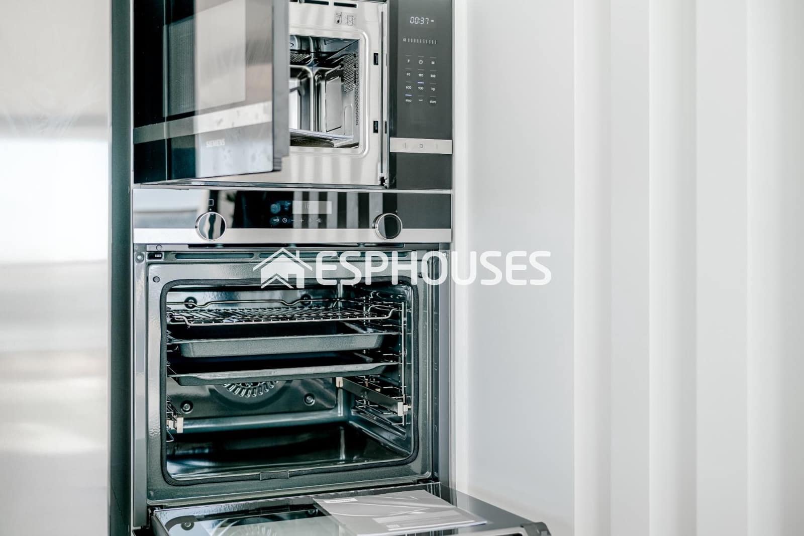 2 sovrum Lägenhet till salu i Benidorm med pool garage - 1 650 000 € (Ref: 8760121)