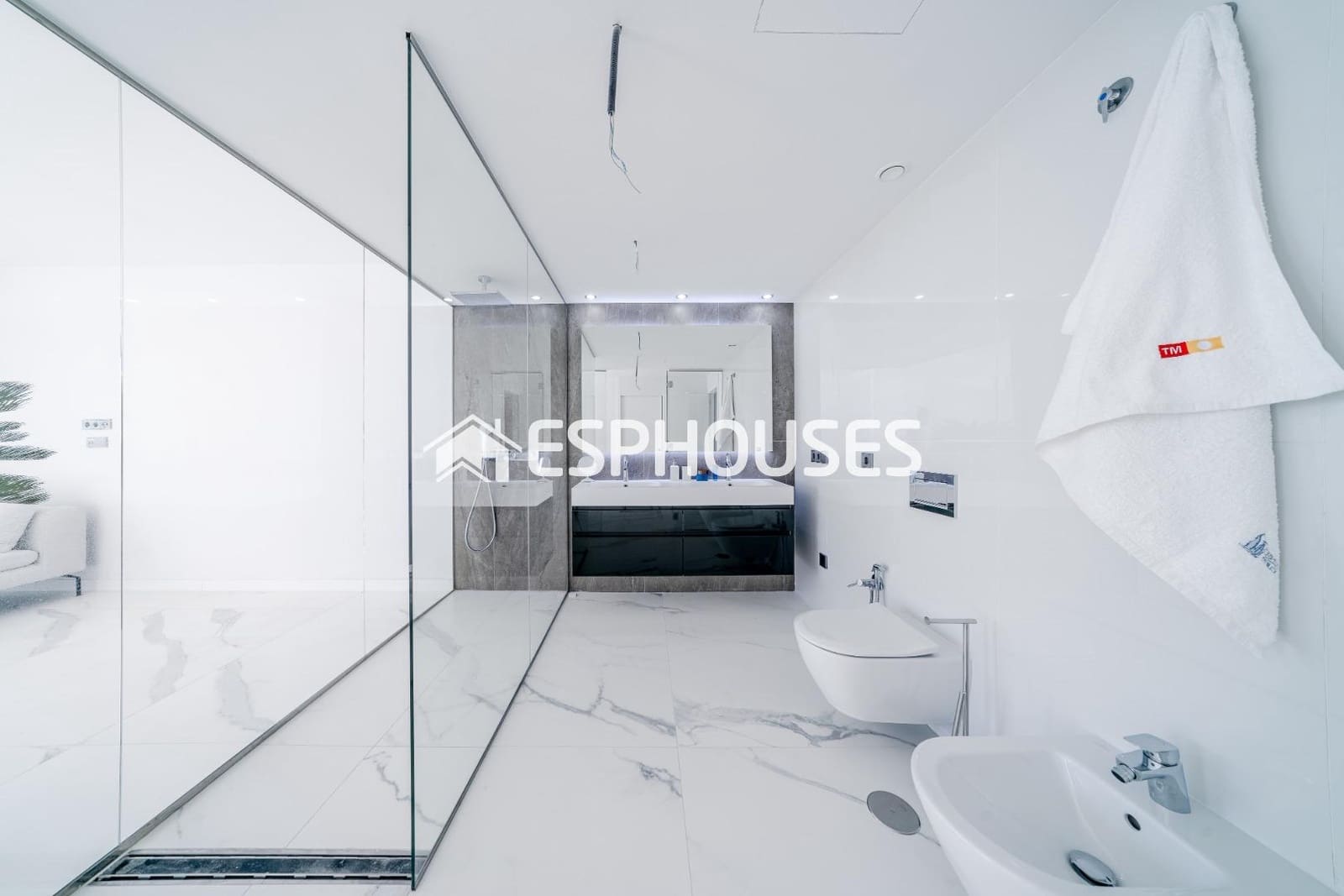 2 sovrum Lägenhet till salu i Benidorm med pool garage - 1 650 000 € (Ref: 8760121)