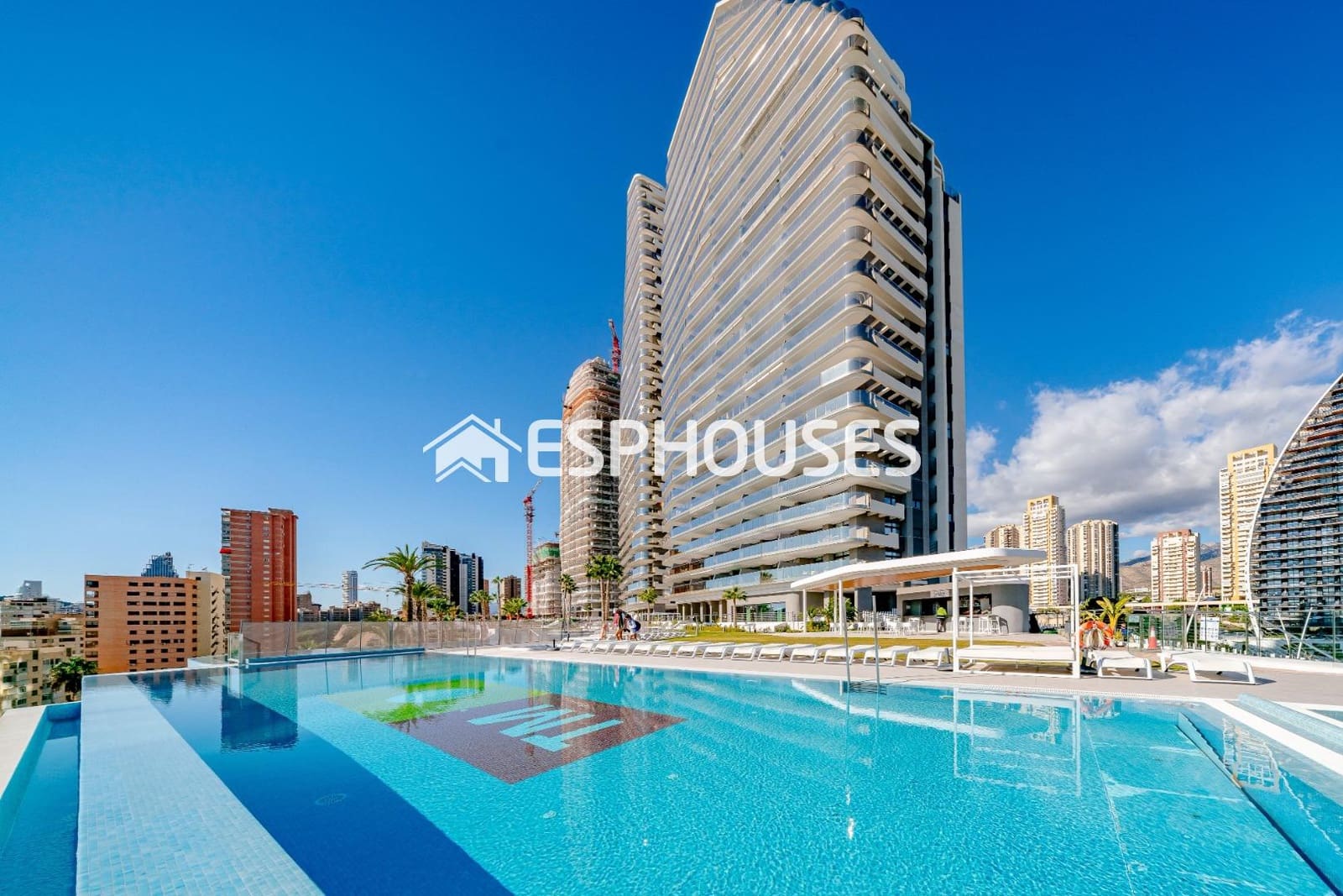 2 sovrum Lägenhet till salu i Benidorm med pool garage - 1 650 000 € (Ref: 8760121)