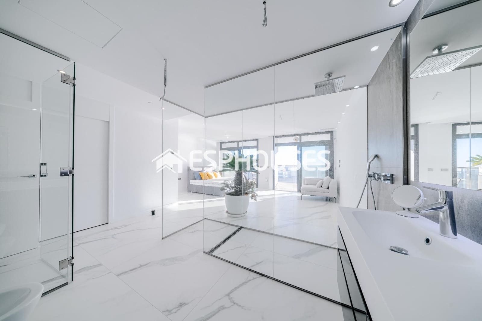 2 sovrum Lägenhet till salu i Benidorm med pool garage - 1 650 000 € (Ref: 8760121)