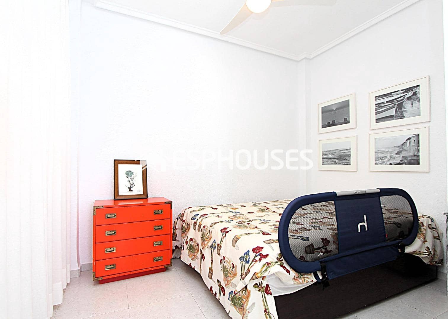 2 bedroom Apartment for sale in Guardamar del Segura - € 230,000 (Ref: 8760122)