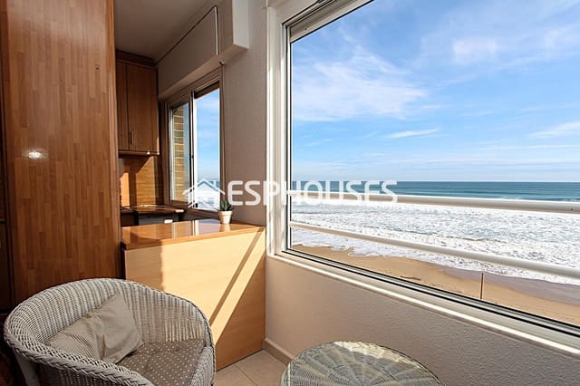 Apartamento de 2 habitaciones en Guardamar Playa, Guardamar del Segura en venta - 230.000 € (Ref: 8760122)
