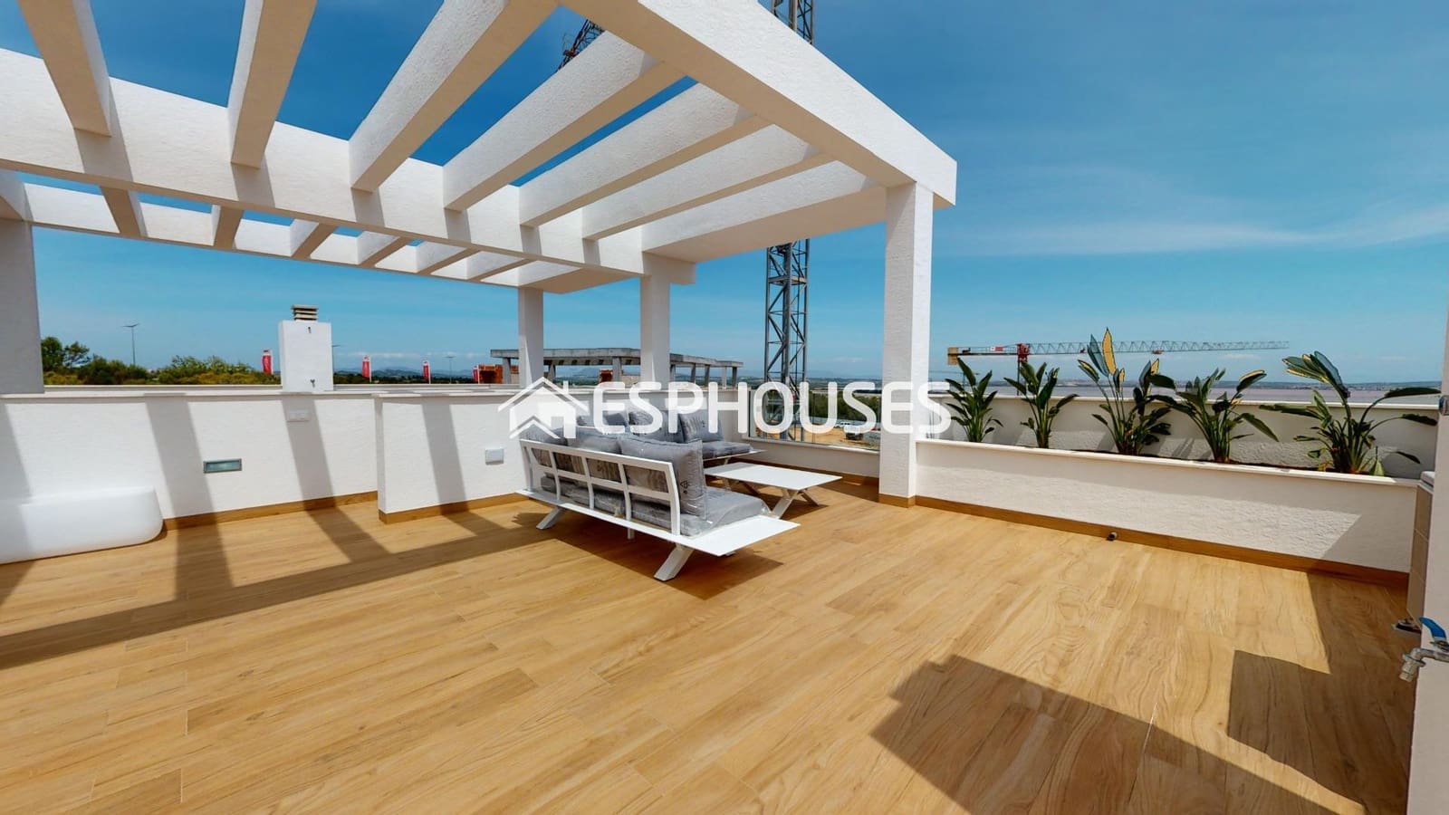 2 slaapkamer Bungalow te koop in Torrevieja met zwembad - € 319.900 (Ref: 8760132)