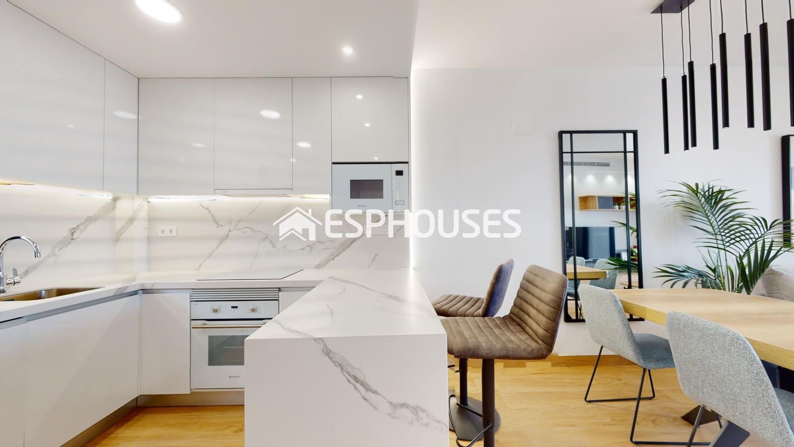 2 Zimmer Bungalow zu verkaufen in Torrevieja mit Pool - 269.900 € (Ref: 8760133)