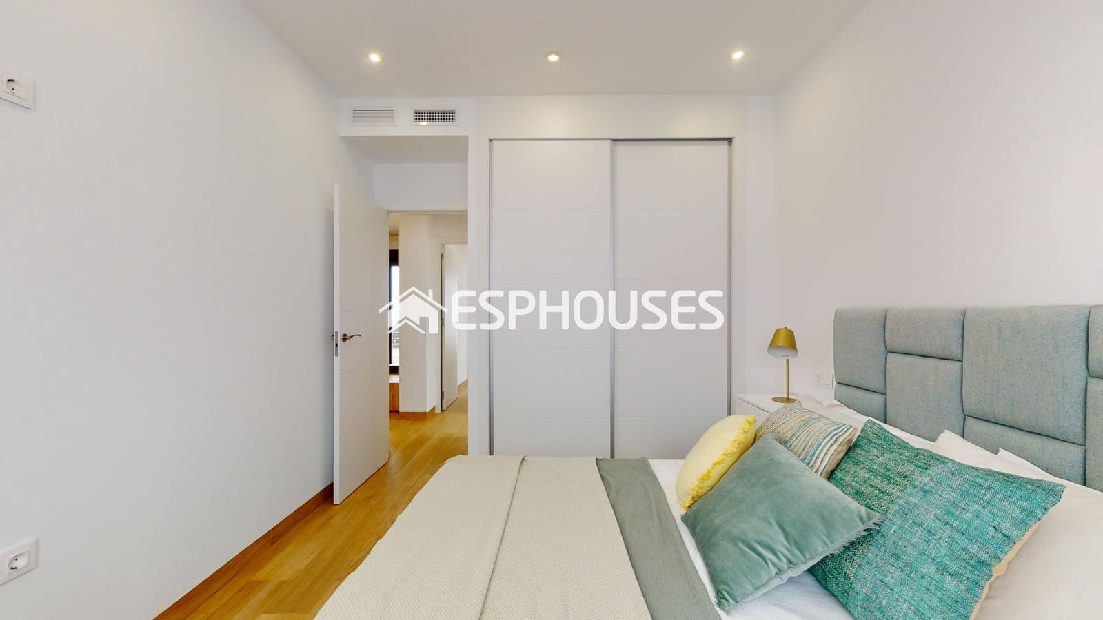 2 Zimmer Bungalow zu verkaufen in Torrevieja mit Pool - 269.900 € (Ref: 8760133)