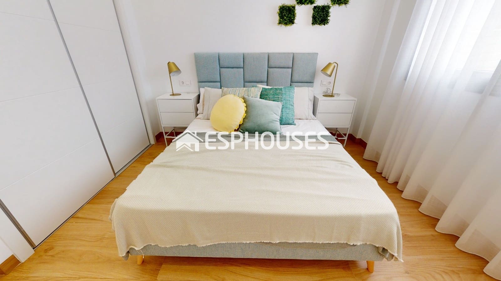 2 makuuhuone Bungalow myytävänä paikassa Torrevieja mukana uima-altaan - 299 900 € (Ref: 8760133)