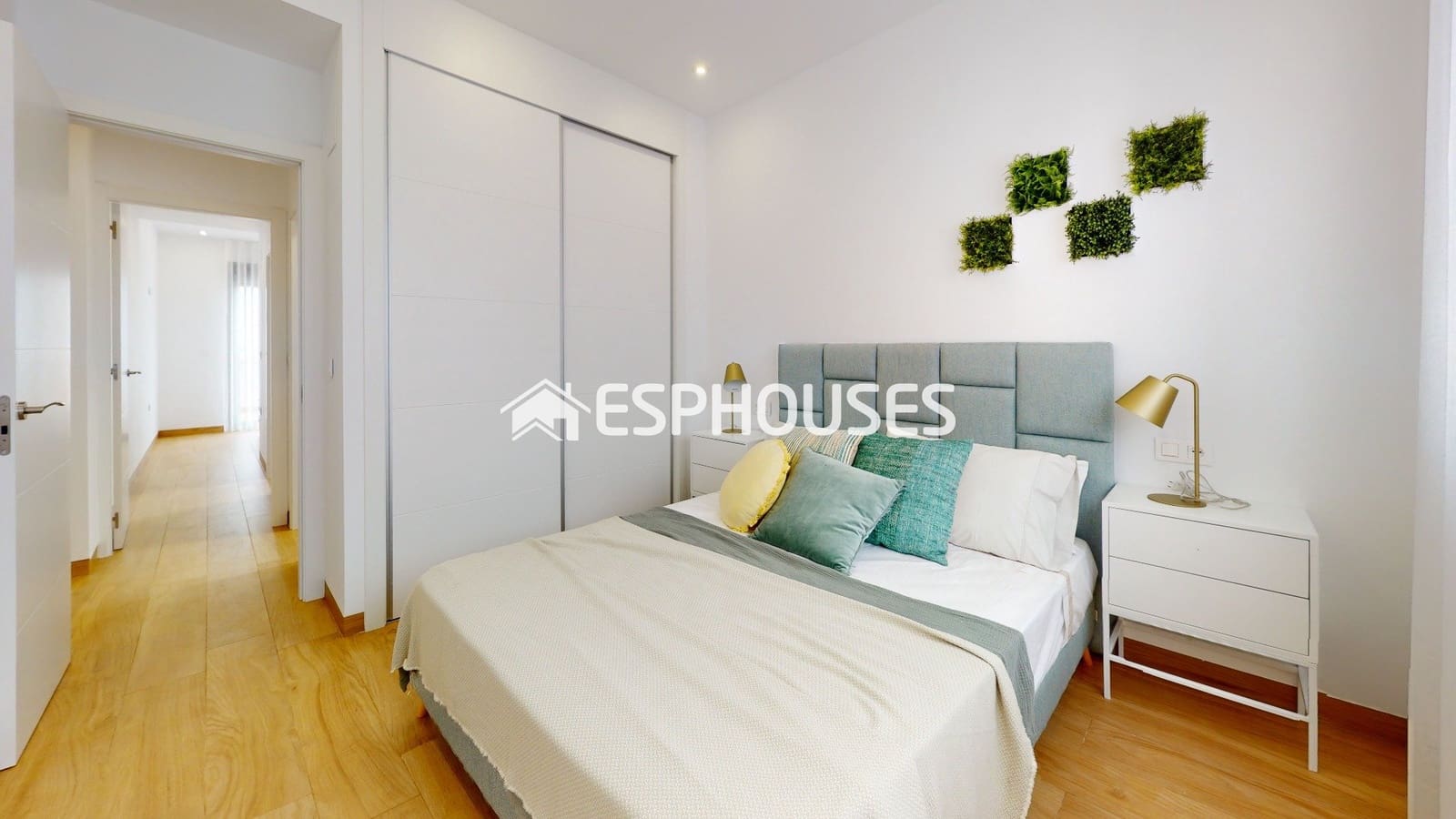 2 makuuhuone Bungalow myytävänä paikassa Torrevieja mukana uima-altaan - 299 900 € (Ref: 8760133)