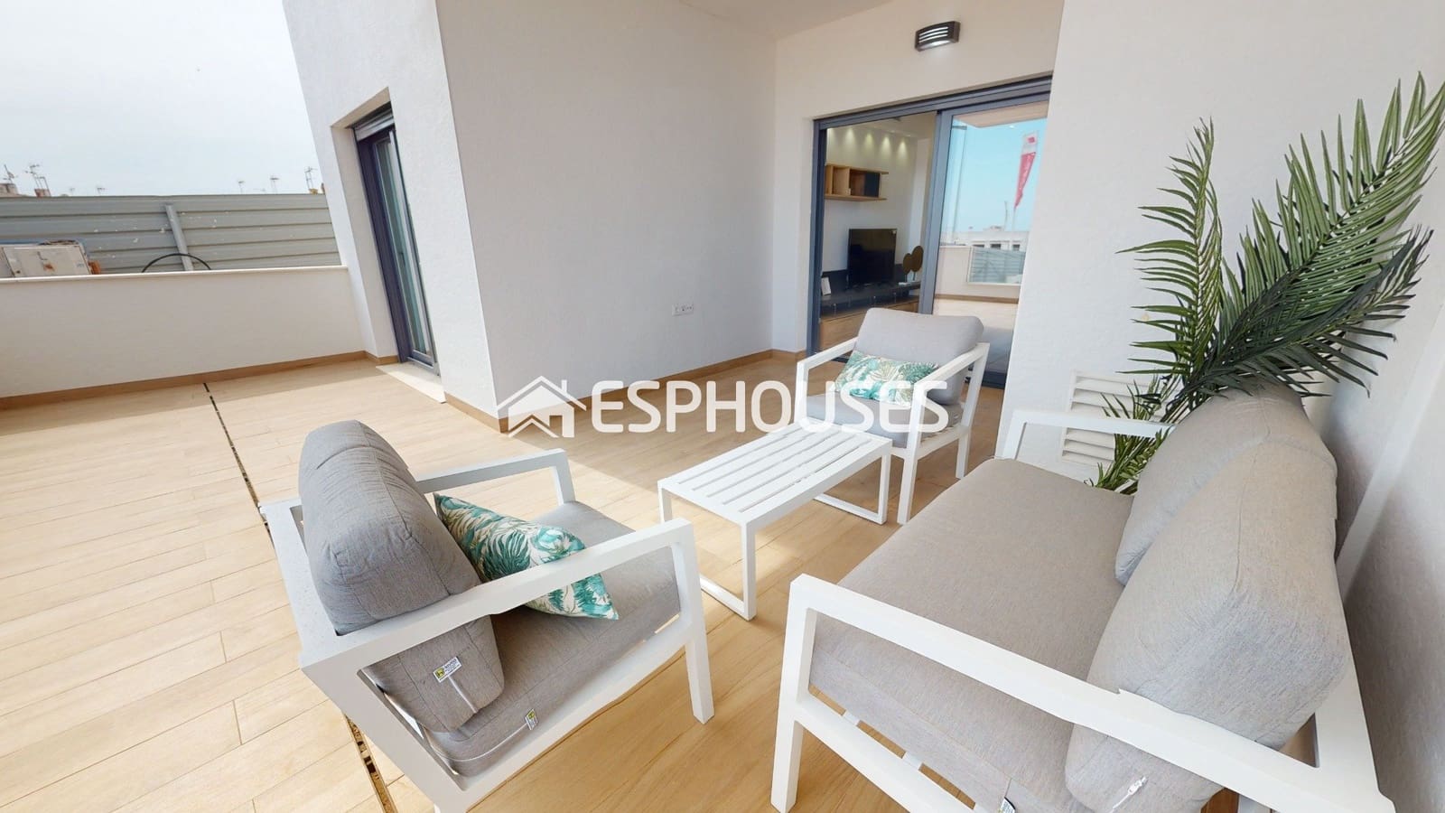 2 makuuhuone Bungalow myytävänä paikassa Torrevieja mukana uima-altaan - 299 900 € (Ref: 8760133)