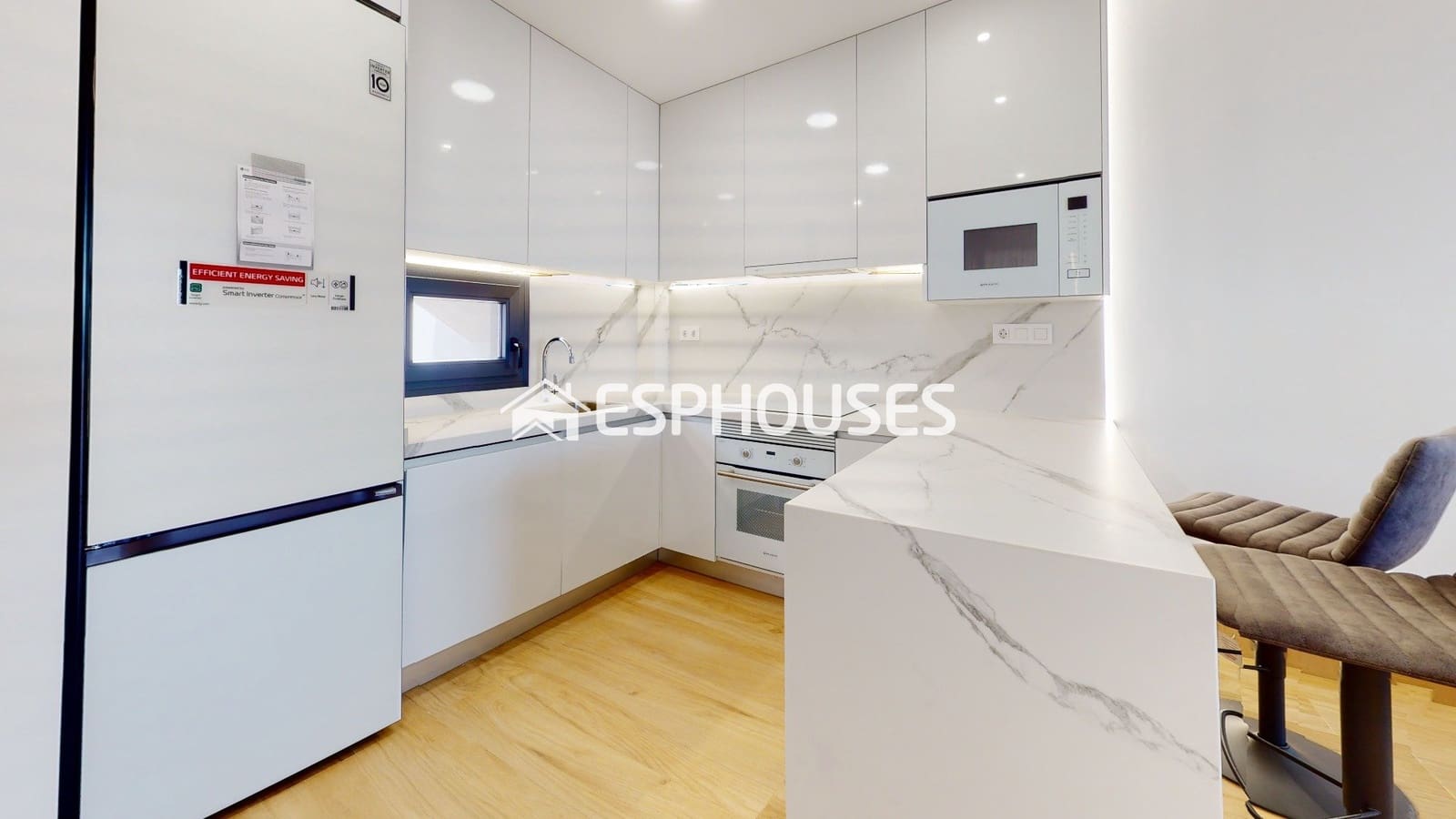2 makuuhuone Bungalow myytävänä paikassa Torrevieja mukana uima-altaan - 299 900 € (Ref: 8760133)