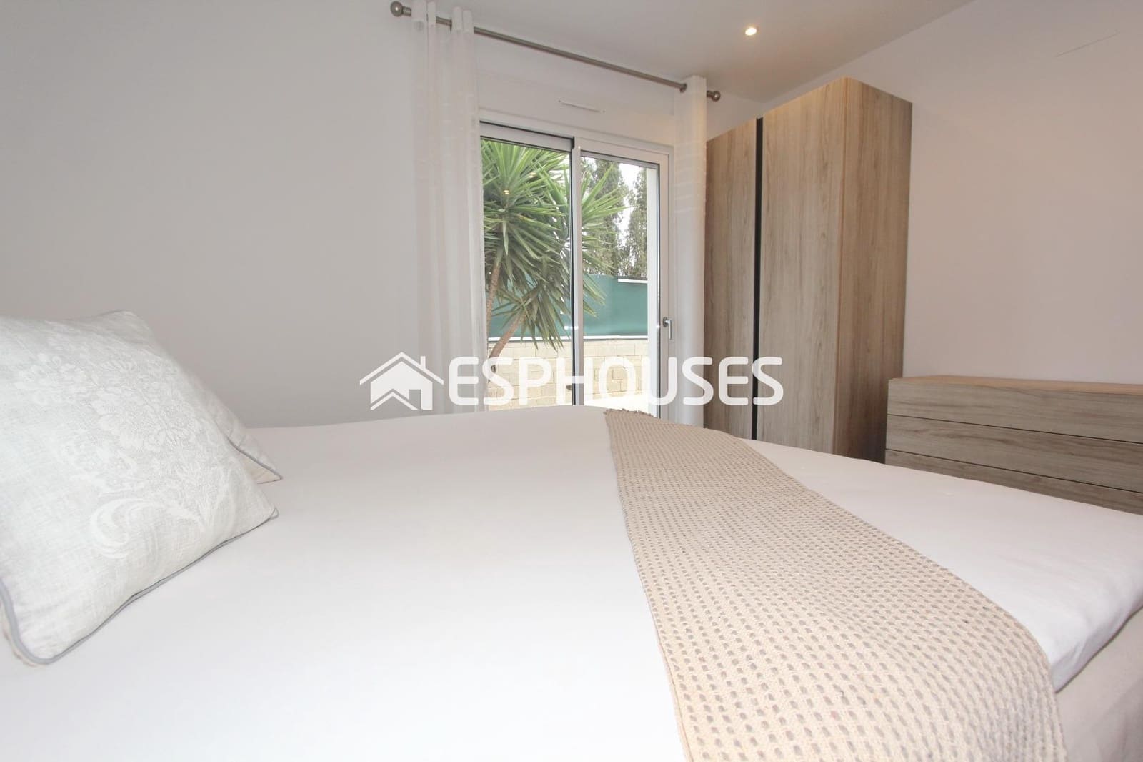 3 soveværelse Villa til salg i Busot med swimmingpool - € 525.000 (Ref: 8773961)