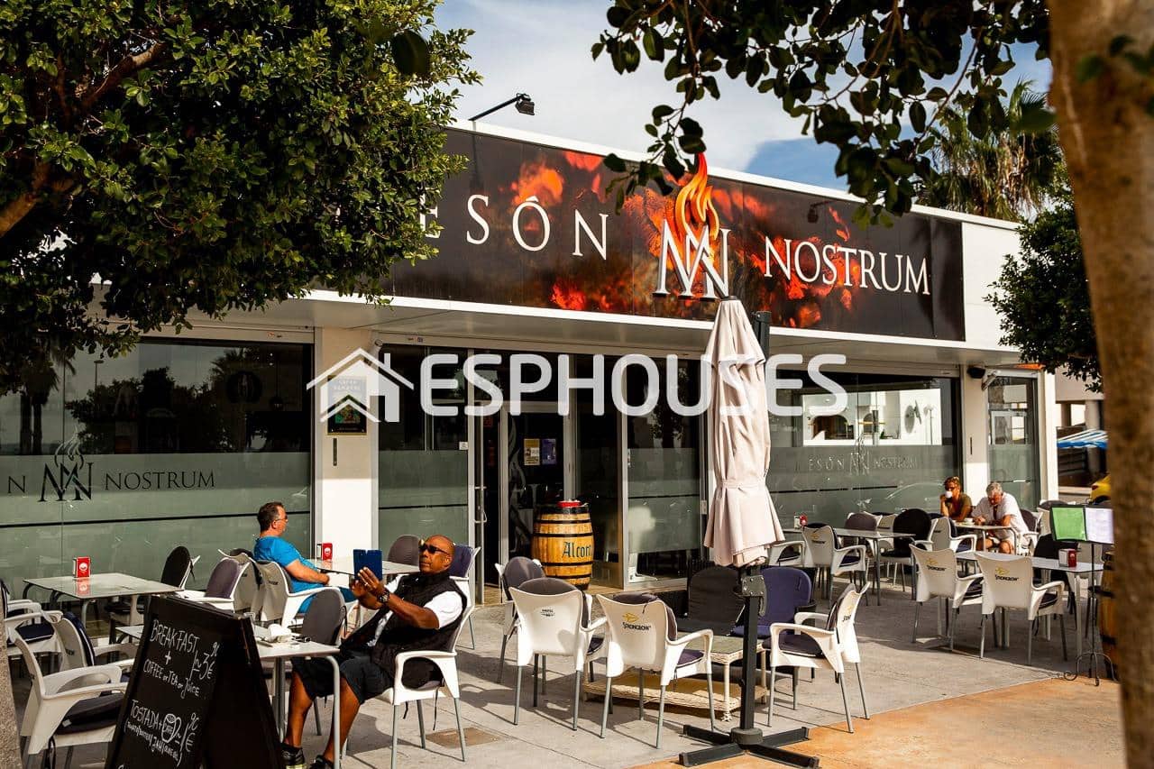 3 sypialnia Bungalow na sprzedaż w Vistabella z basenem garażem - 299 000 € (Ref: 8793593)