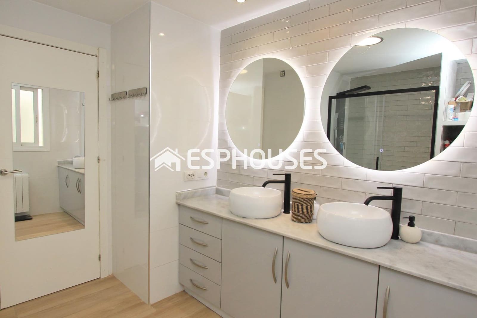 Apartamento de 3 habitaciones en Altea en venta con piscina garaje - 399.000 € (Ref: 8793594)