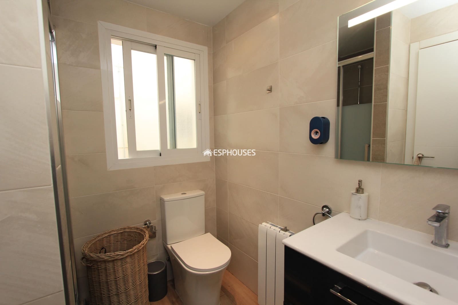 Apartamento de 3 habitaciones en Altea en venta con piscina garaje - 399.000 € (Ref: 8793594)