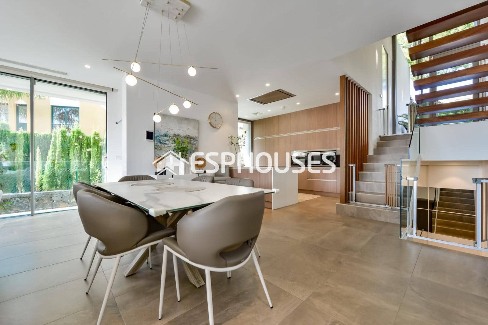 6 Zimmer Villa zu verkaufen in Finestrat mit Pool Garage - 1.470.000 € (Ref: 8806467)