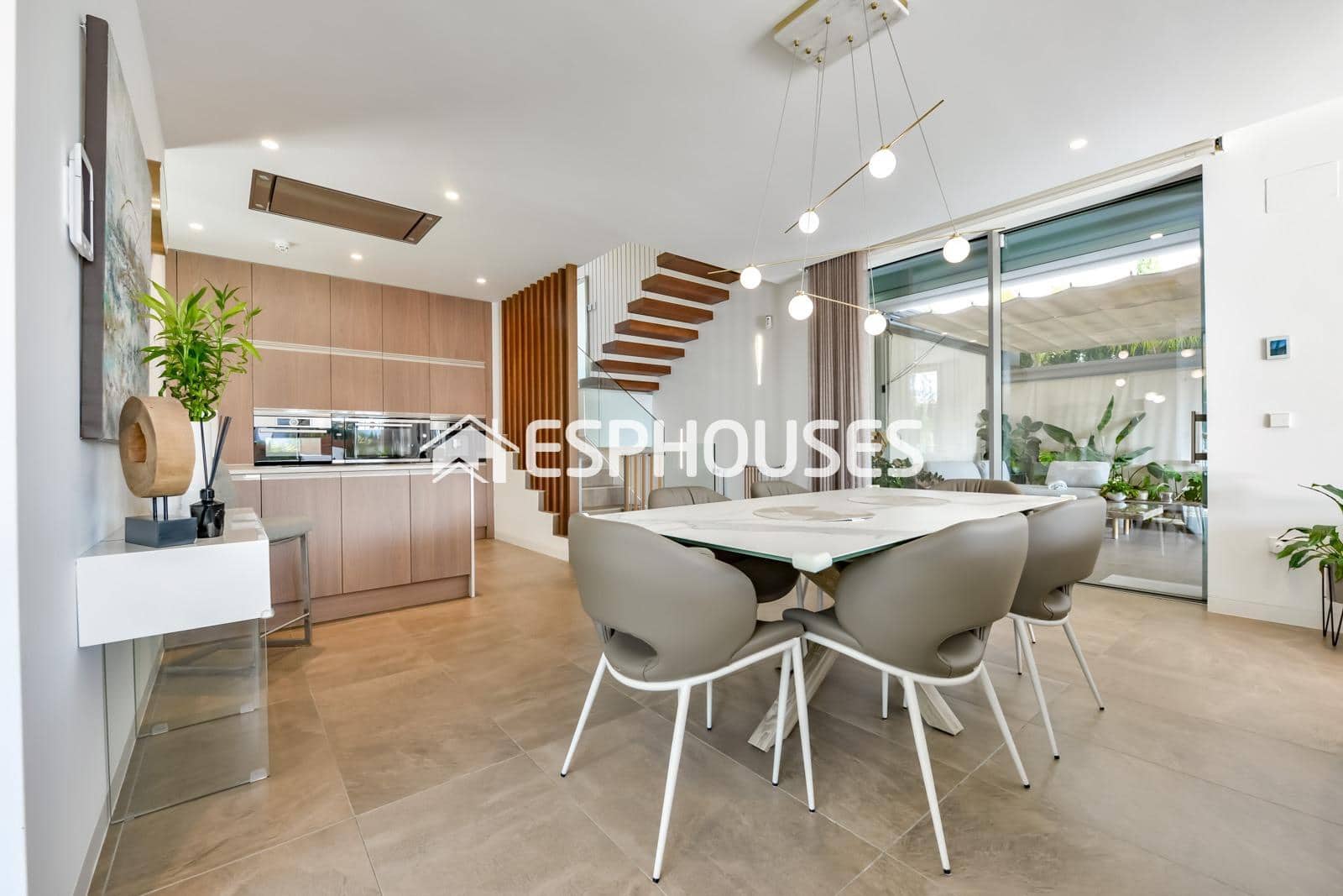 6 Zimmer Villa zu verkaufen in Finestrat mit Pool Garage - 1.470.000 € (Ref: 8806467)