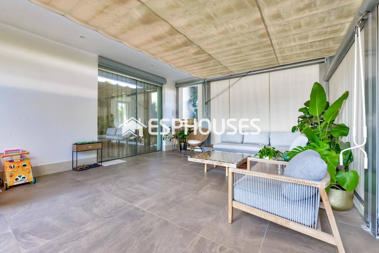 6 Zimmer Villa zu verkaufen in Finestrat mit Pool Garage - 1.470.000 € (Ref: 8806467)