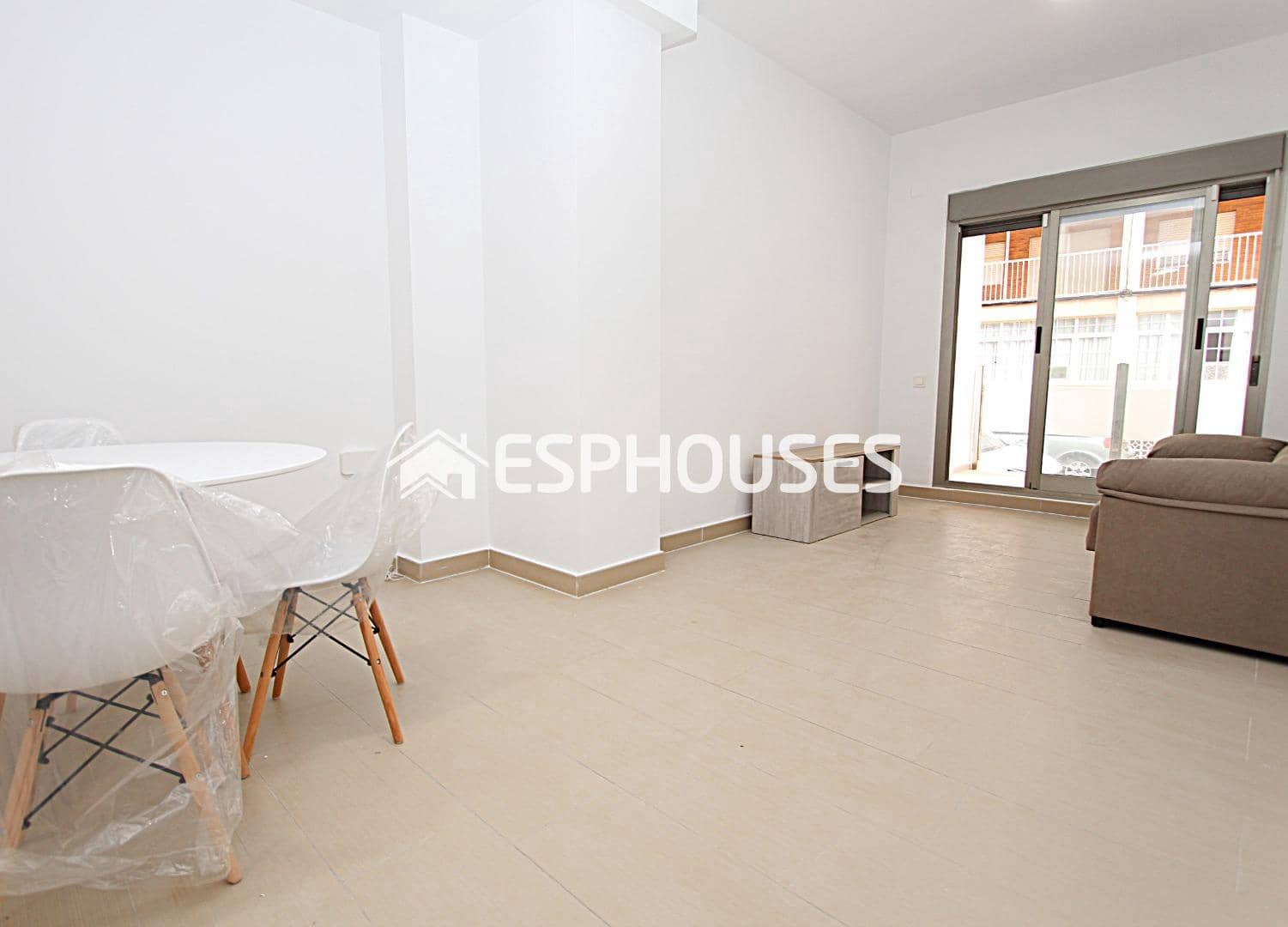 2 slaapkamer Appartement te koop in Guardamar del Segura met garage - € 191.900 (Ref: 9444039)