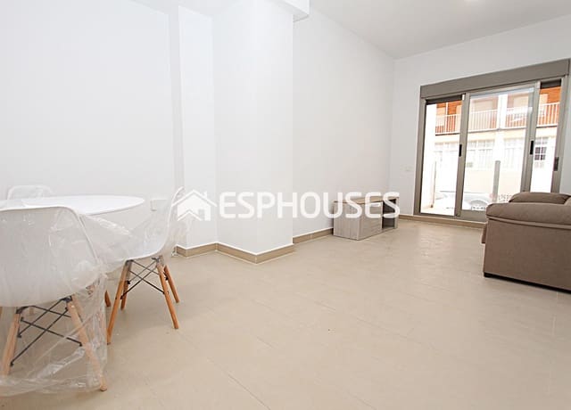 2 slaapkamer Appartement te koop in Zona Pueblo, Guardamar del Segura met garage - € 191.900 (Ref: 9444039)