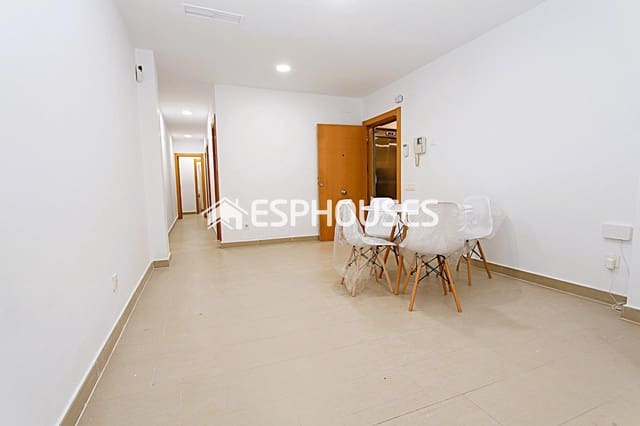 2 slaapkamer Appartement te koop in Zona Pueblo, Guardamar del Segura met garage - € 191.900 (Ref: 9444039)