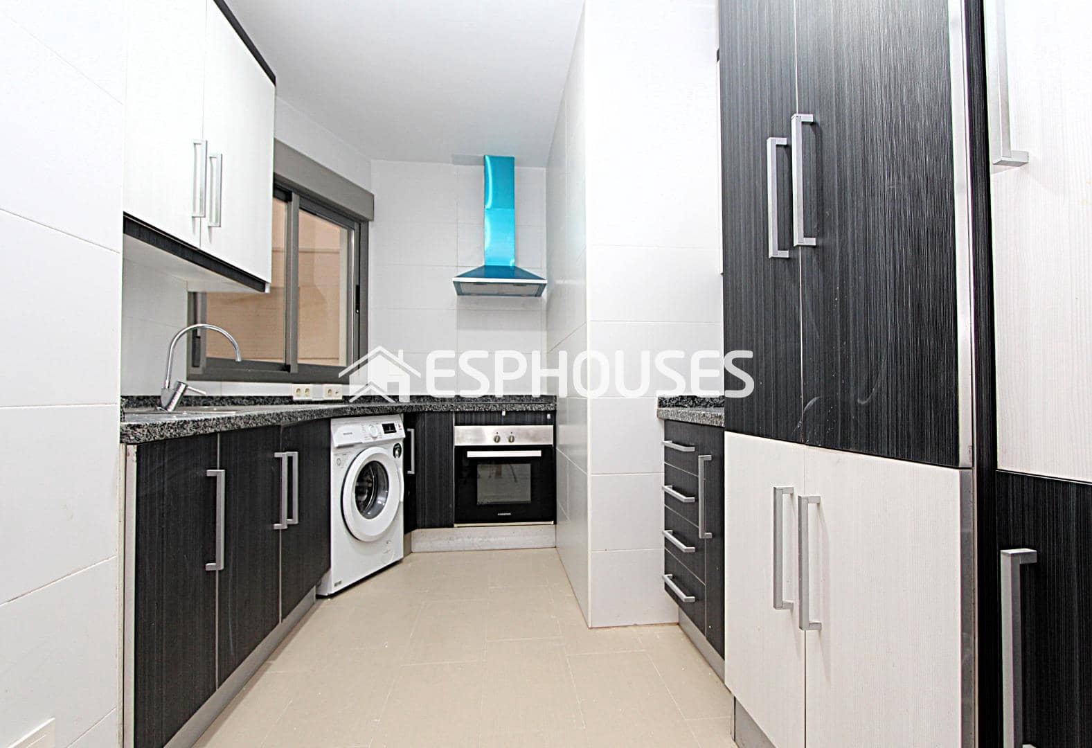 2 slaapkamer Appartement te koop in Guardamar del Segura met garage - € 191.900 (Ref: 9444039)