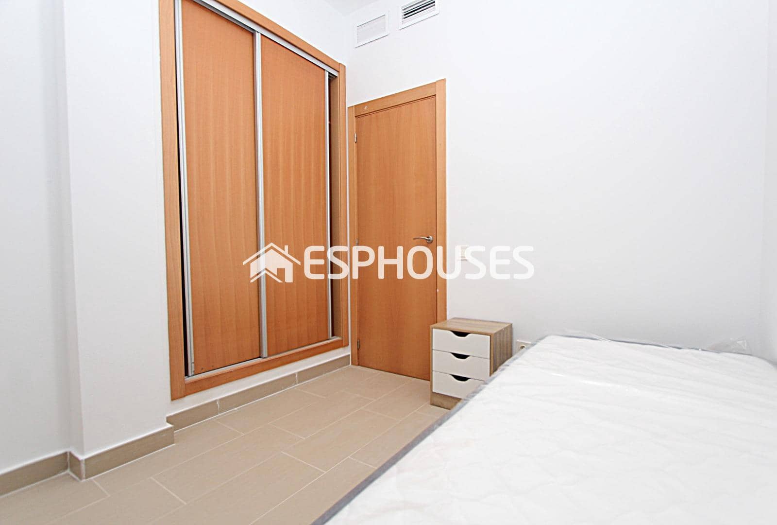 2 slaapkamer Appartement te koop in Guardamar del Segura met garage - € 191.900 (Ref: 9444039)