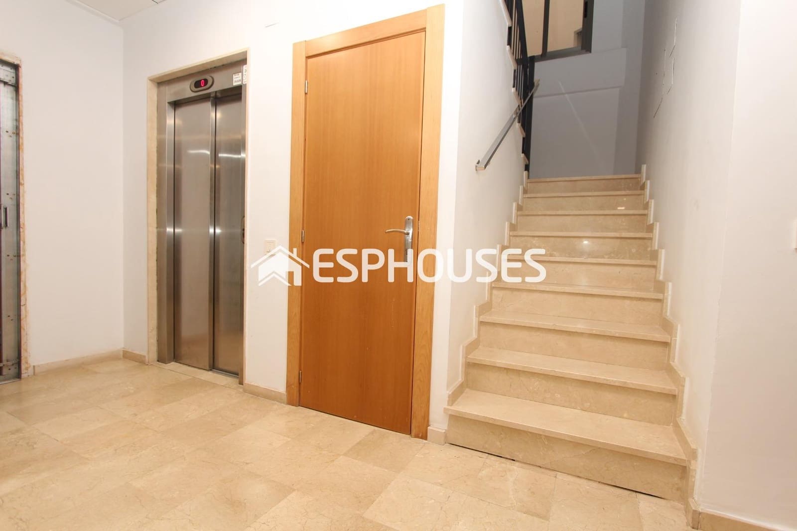 2 slaapkamer Appartement te koop in Guardamar del Segura met garage - € 191.900 (Ref: 9444039)