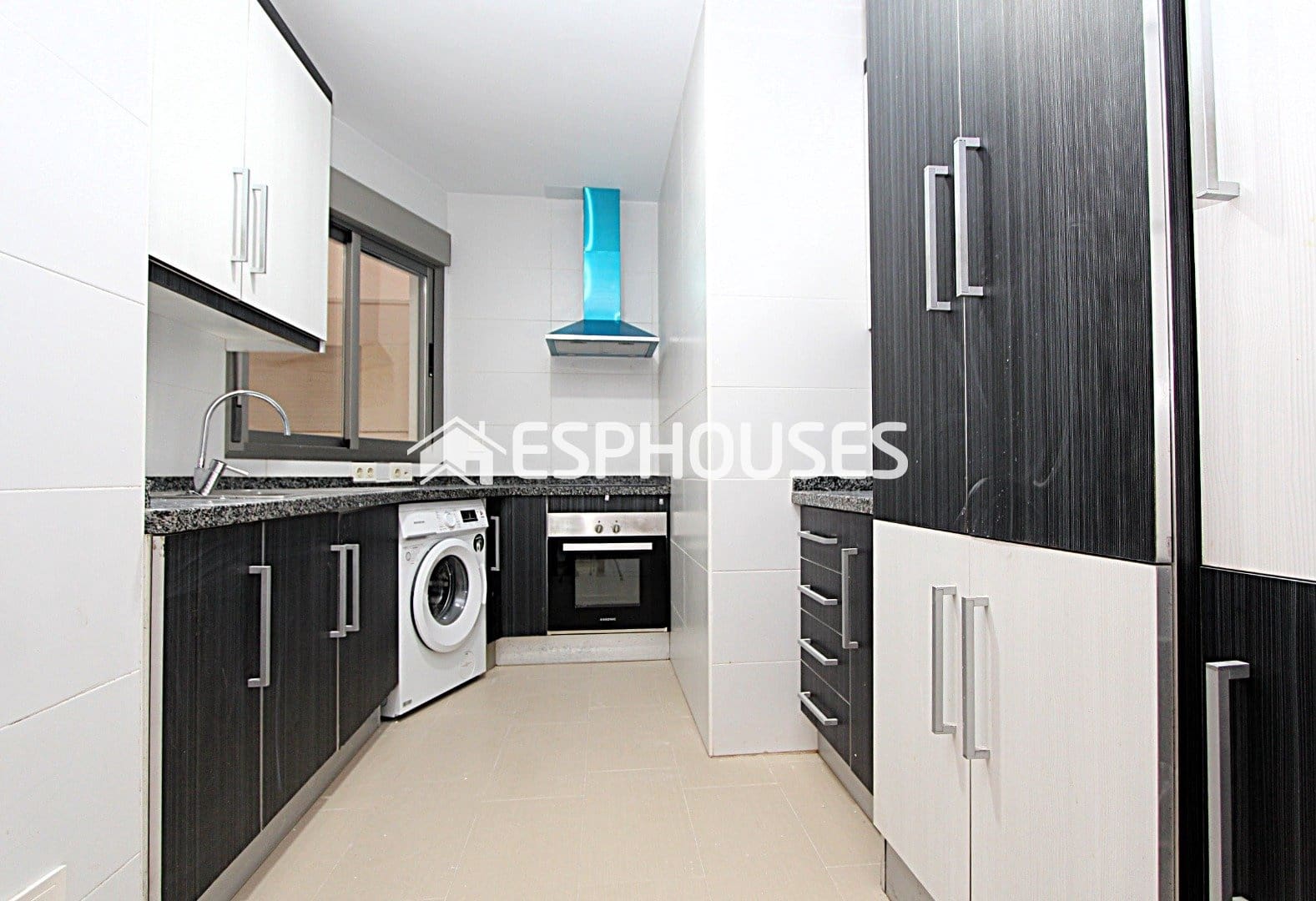 2 soverom Leilighet til salgs i Guardamar del Segura med garasje - € 190 000 (Ref: 9444039)