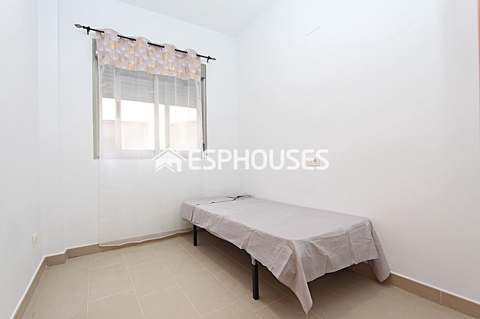 2 slaapkamer Appartement te koop in Guardamar del Segura met garage - € 191.900 (Ref: 9444040)