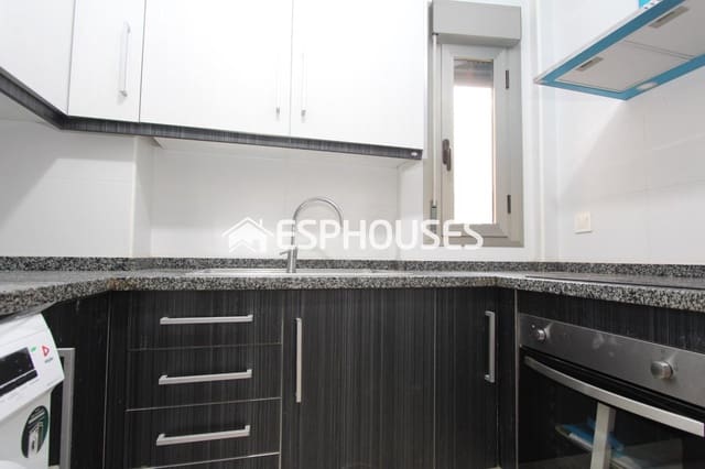 2 slaapkamer Appartement te koop in Zona Pueblo, Guardamar del Segura met garage - € 191.900 (Ref: 9444040)