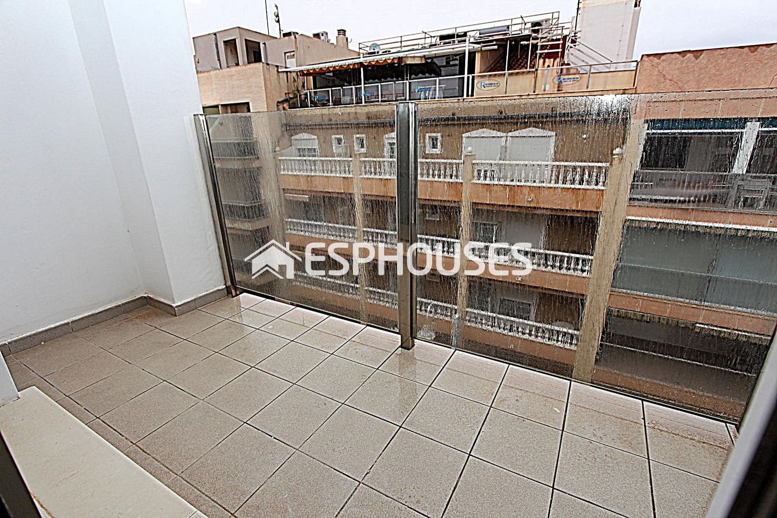 2 slaapkamer Appartement te koop in Guardamar del Segura met garage - € 191.900 (Ref: 9444040)