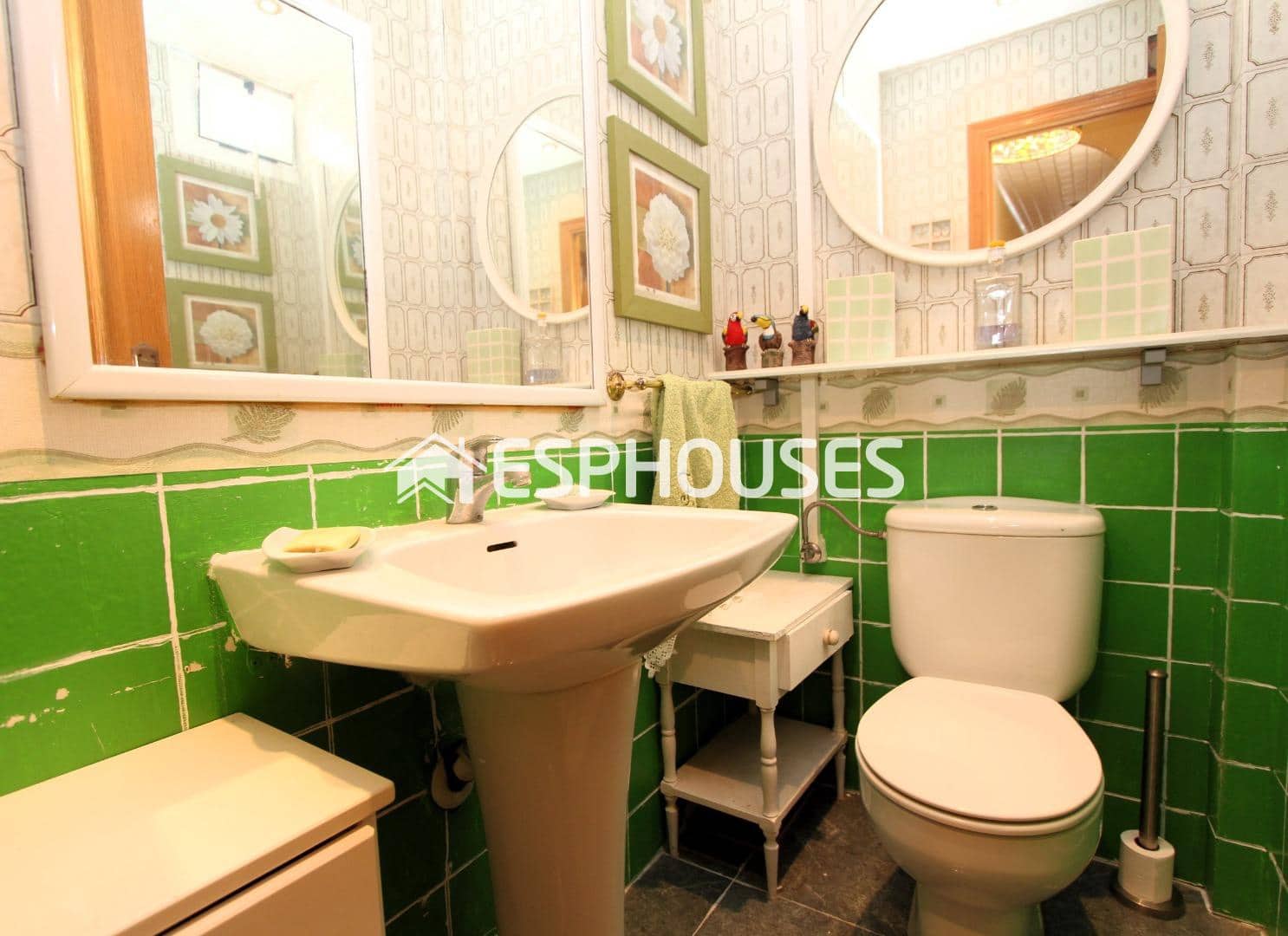 3 sovrum Lägenhet till salu i Guardamar del Segura med garage - 249 000 € (Ref: 9444041)