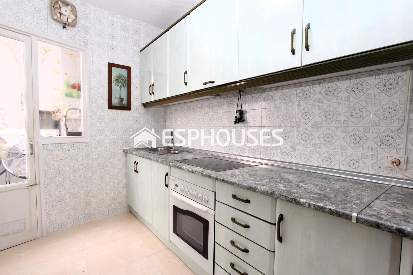 3 sovrum Lägenhet till salu i Guardamar del Segura med garage - 249 000 € (Ref: 9444041)