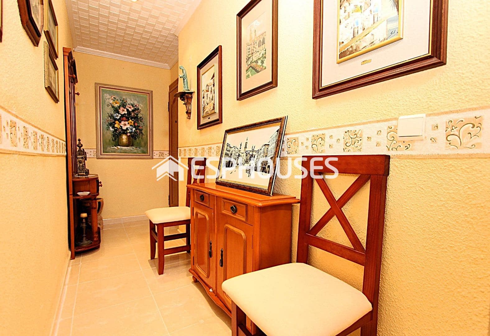 3 sovrum Lägenhet till salu i Guardamar del Segura med garage - 249 000 € (Ref: 9444041)