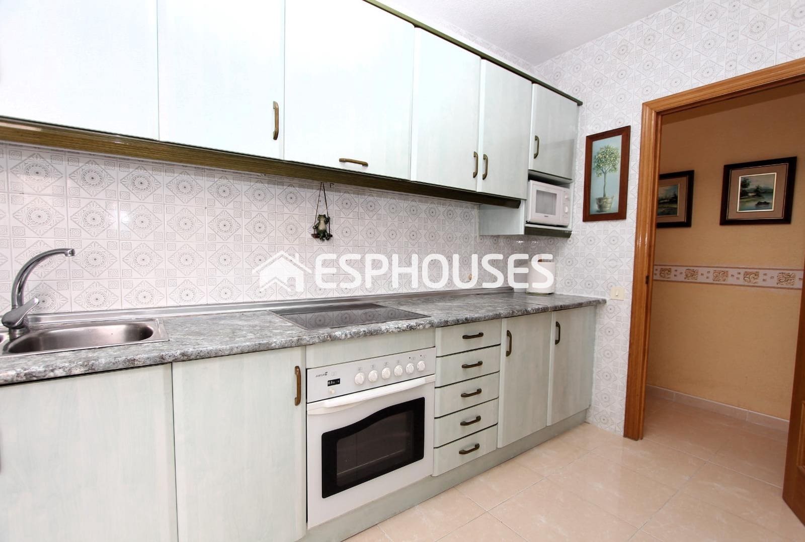 3 sovrum Lägenhet till salu i Guardamar del Segura med garage - 249 000 € (Ref: 9444041)