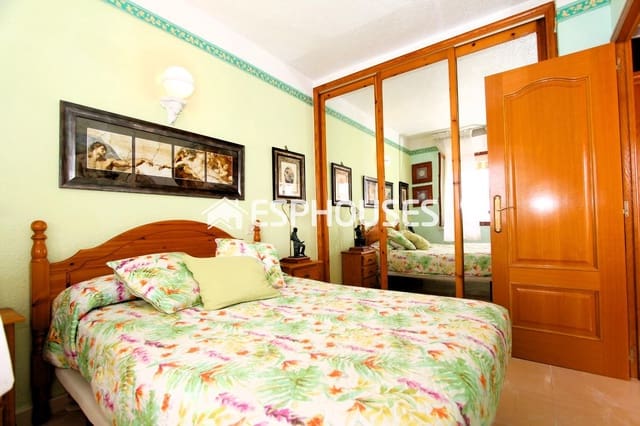 3 Zimmer Apartment zu verkaufen in Guardamar Playa, Guardamar del Segura mit Garage - 249.000 € (Ref: 9444041)