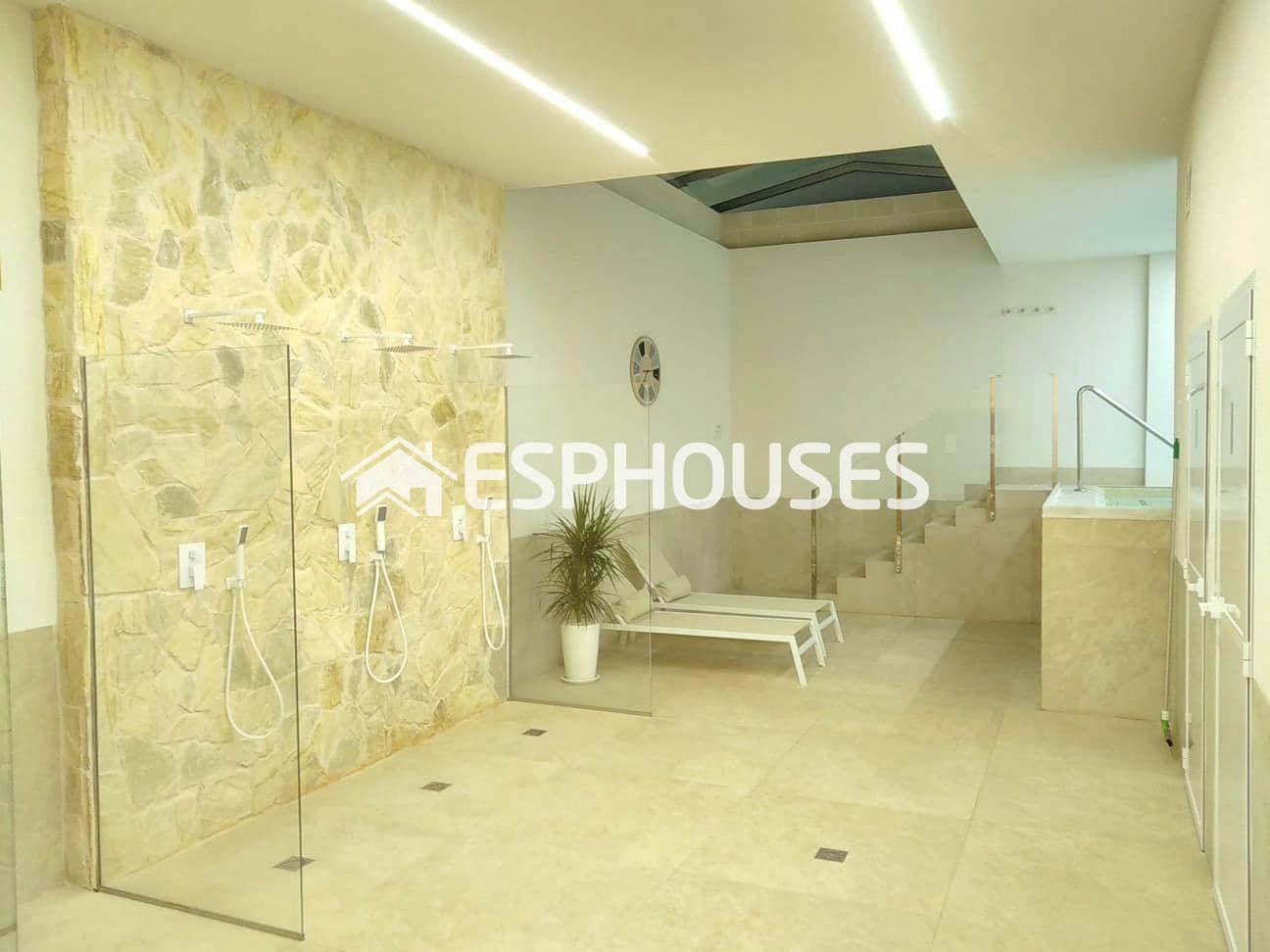 2 chambre Appartement à vendre à Guardamar del Segura avec piscine garage - 330 000 € (Ref: 9444042)