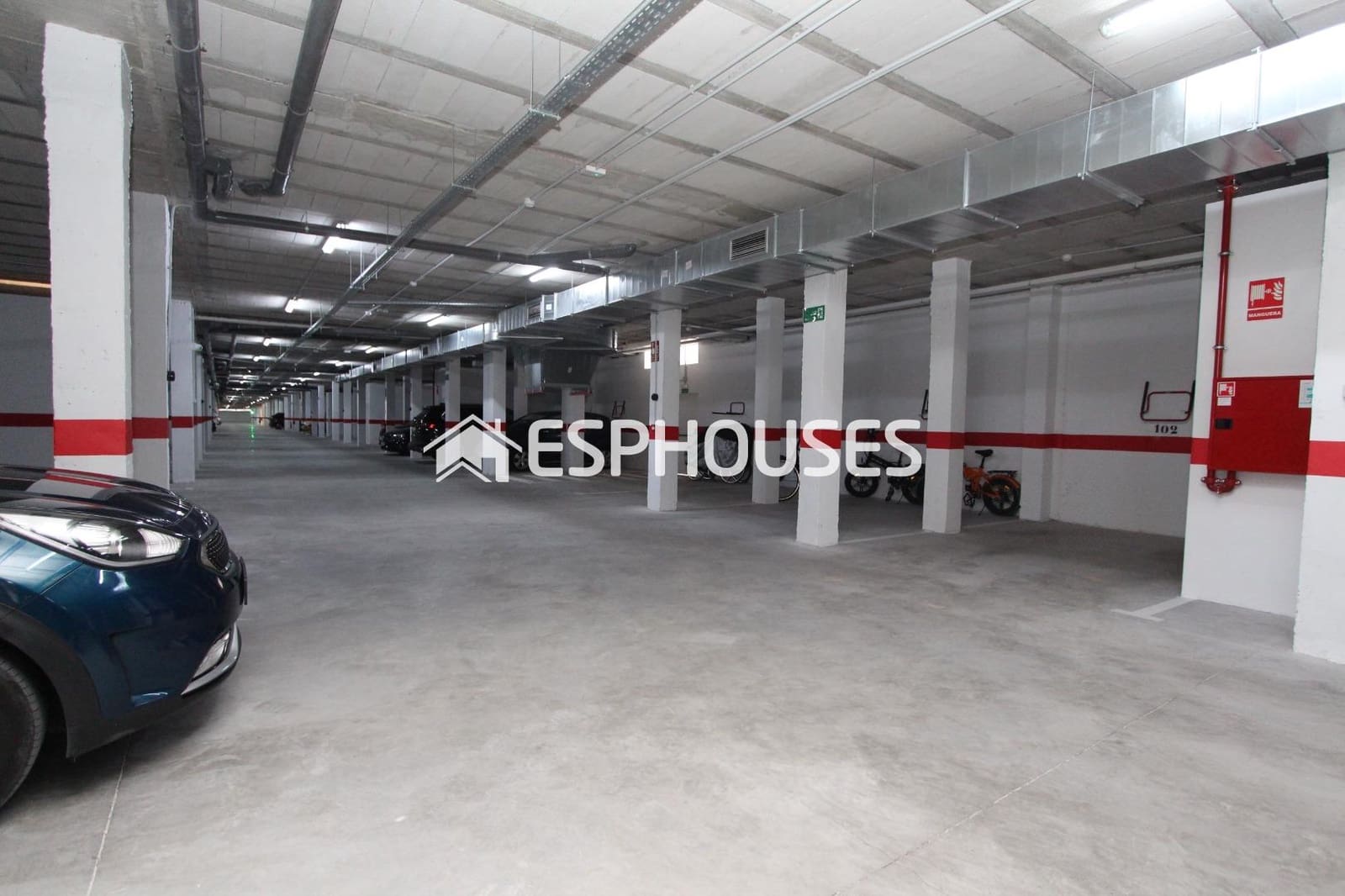 2 chambre Appartement à vendre à Guardamar del Segura avec piscine garage - 330 000 € (Ref: 9444042)