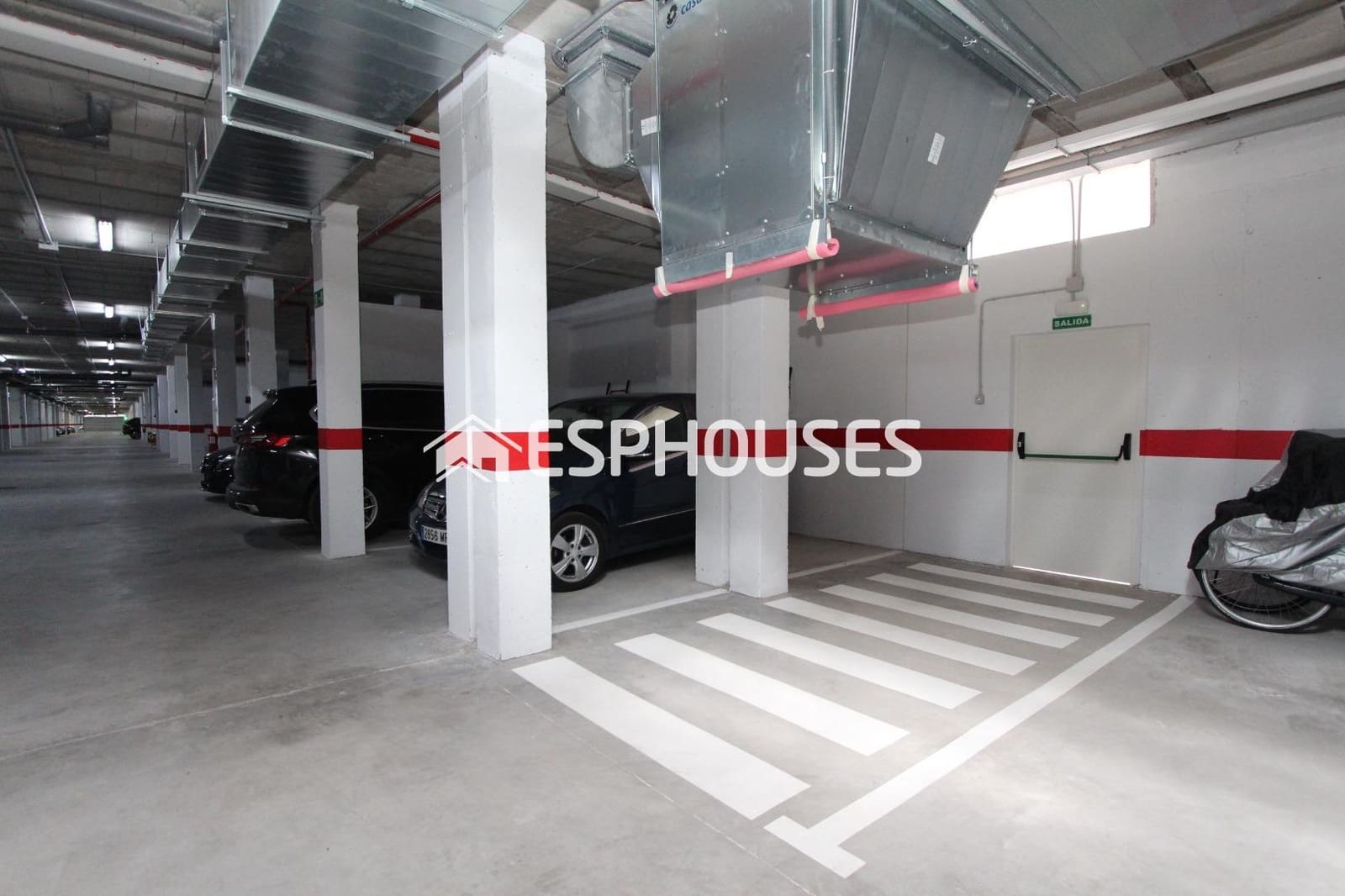 2 chambre Appartement à vendre à Guardamar del Segura avec piscine garage - 330 000 € (Ref: 9444042)